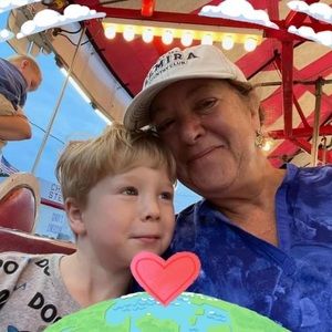 Meet your Posher, Amy